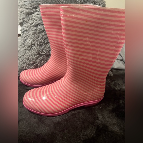 Other - Ugg Rain boots